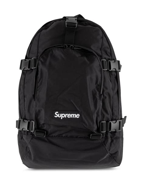 farfetch mochila supreme.